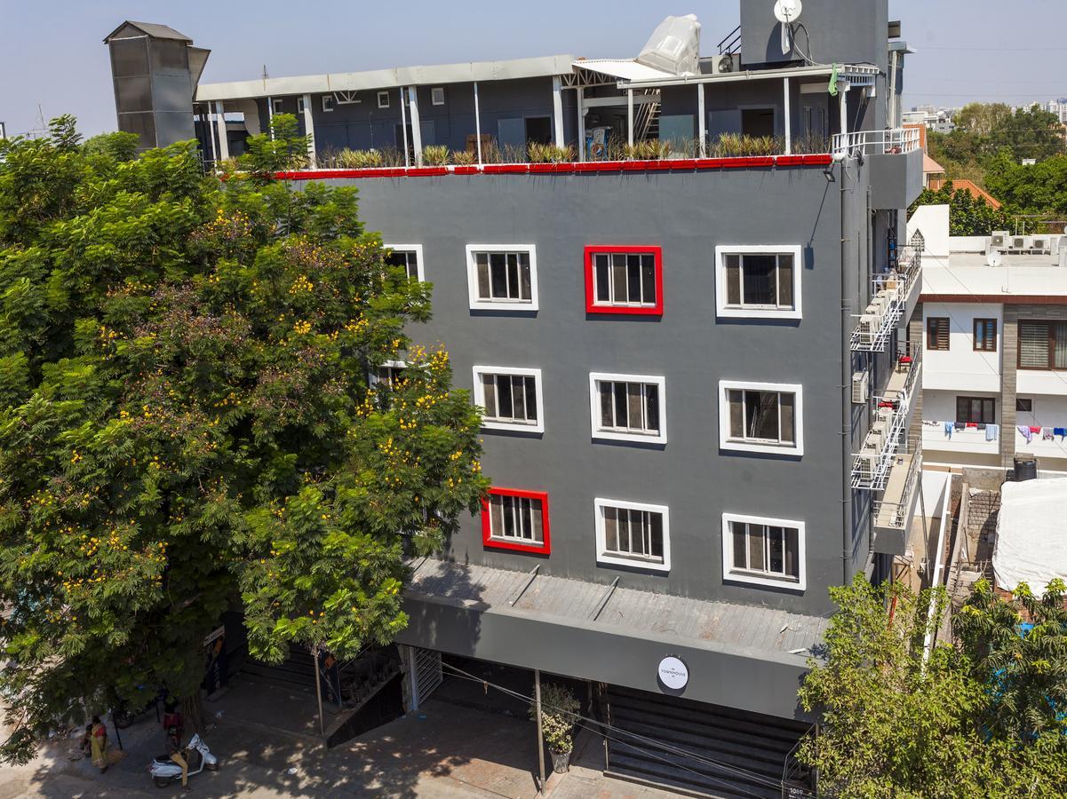 Oyo Townhouse 5 Jubilee Hills Hotel Hyderabad Exterior foto