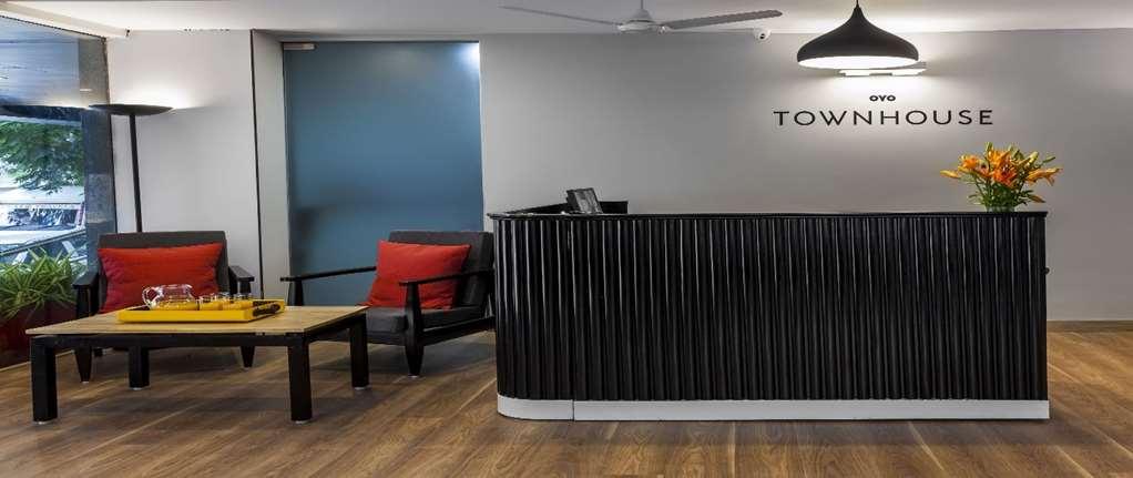 Oyo Townhouse 5 Jubilee Hills Hotel Hyderabad Interior foto